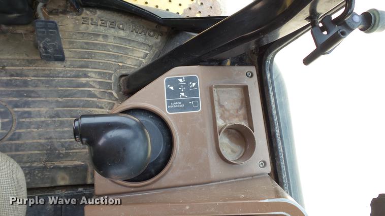 image for item DD7273 1997 John Deere 310SE backhoe