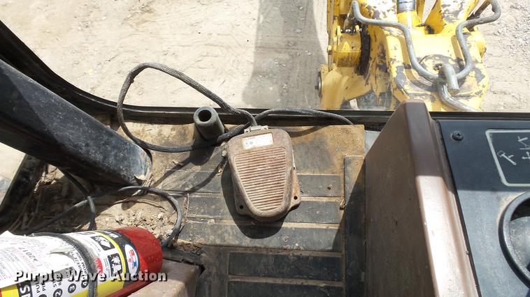 image for item DD7273 1997 John Deere 310SE backhoe