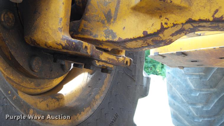image for item DD7273 1997 John Deere 310SE backhoe