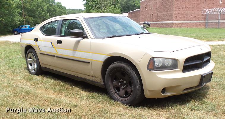 image for item DD7276 2010 Dodge Charger Police