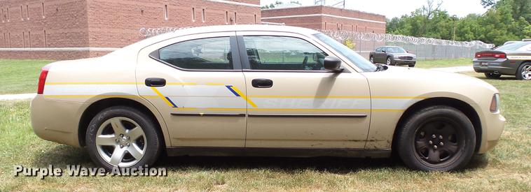 image for item DD7276 2010 Dodge Charger Police