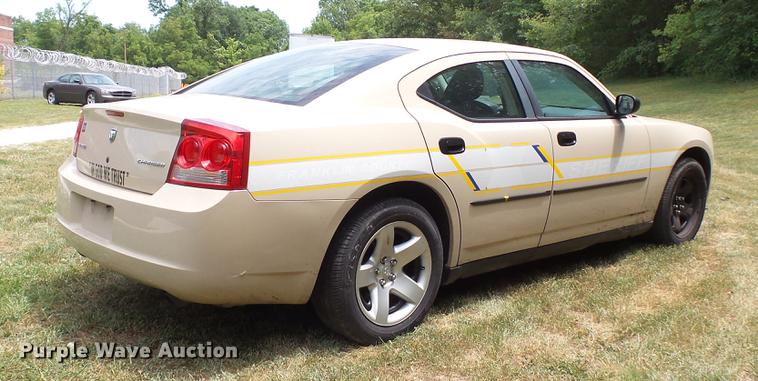image for item DD7276 2010 Dodge Charger Police