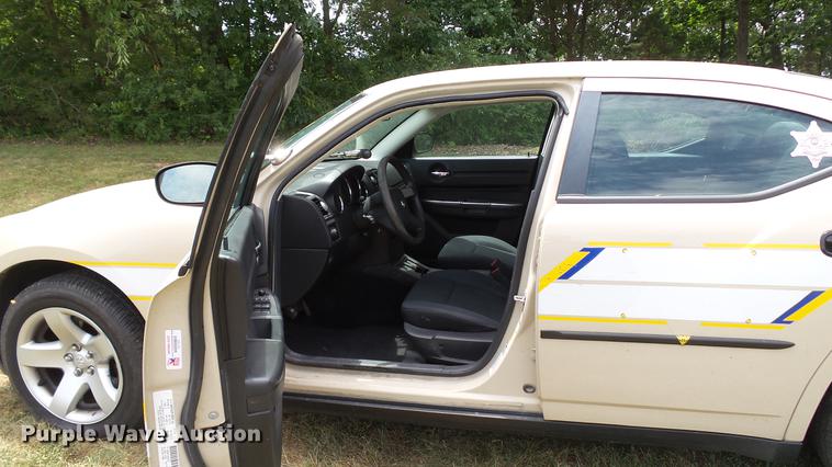 image for item DD7276 2010 Dodge Charger Police