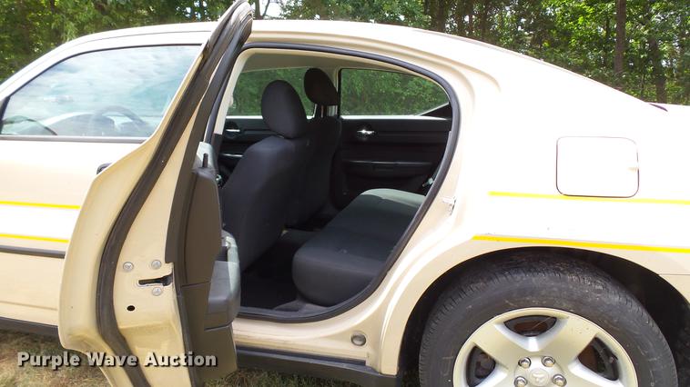 image for item DD7276 2010 Dodge Charger Police