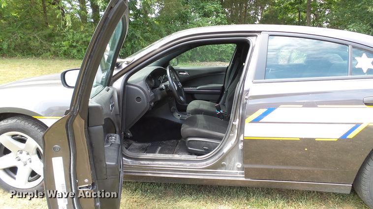image for item DD7279 2013 Dodge Charger Police