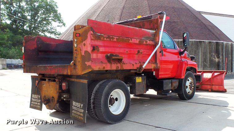 image for item DD7282 2009 GMC C7500 dump truck