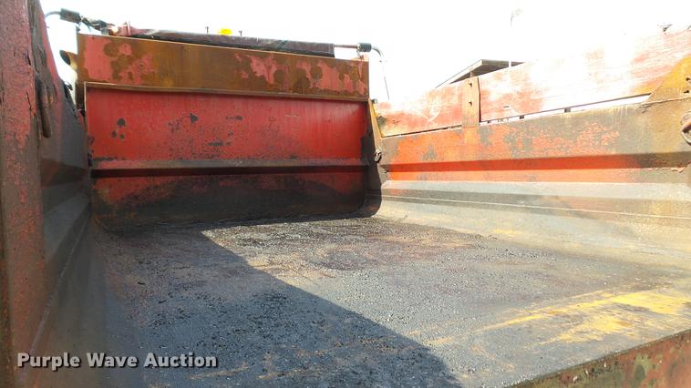 image for item DD7282 2009 GMC C7500 dump truck