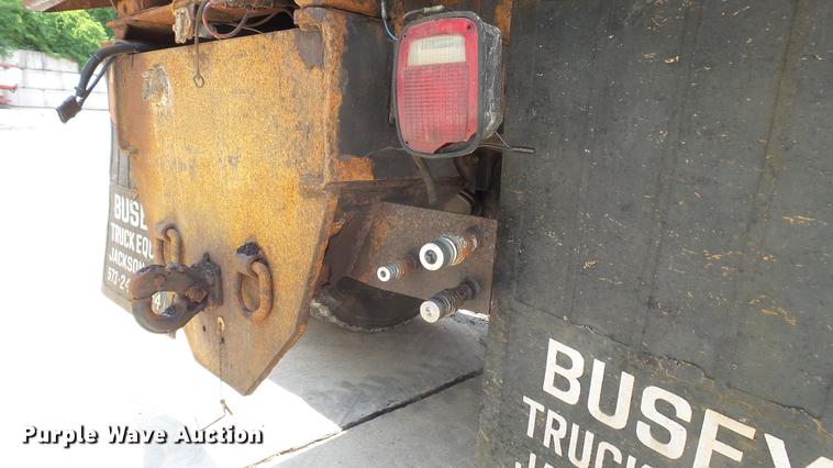 image for item DD7282 2009 GMC C7500 dump truck