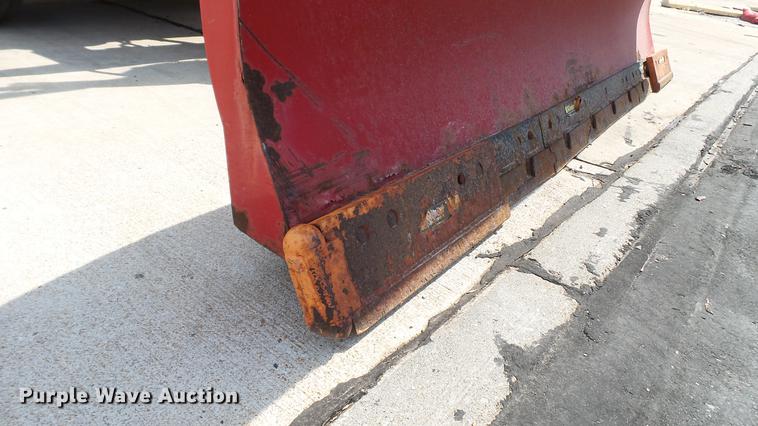 image for item DD7282 2009 GMC C7500 dump truck