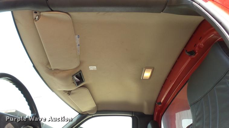 image for item DD7282 2009 GMC C7500 dump truck