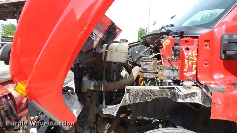 image for item DD7282 2009 GMC C7500 dump truck