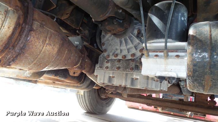 image for item DD7282 2009 GMC C7500 dump truck