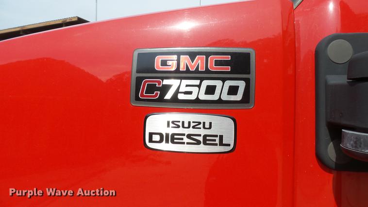 image for item DD7282 2009 GMC C7500 dump truck