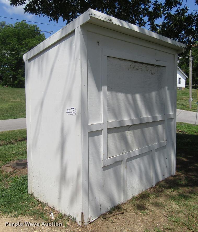 image for item DD7505 Shop built ticket booth