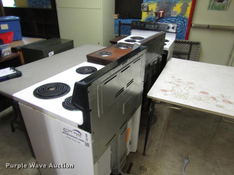 image for item DD7506 Office supplies and equipment