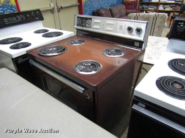 image for item DD7506 Office supplies and equipment