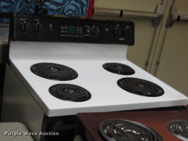 image for item DD7506 Office supplies and equipment