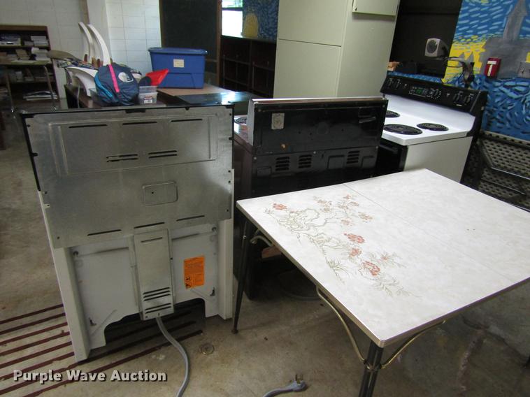 image for item DD7506 Office supplies and equipment