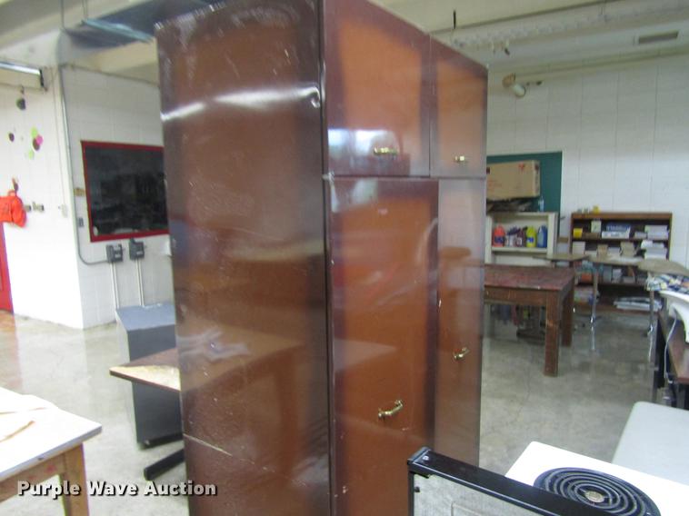 image for item DD7506 Office supplies and equipment