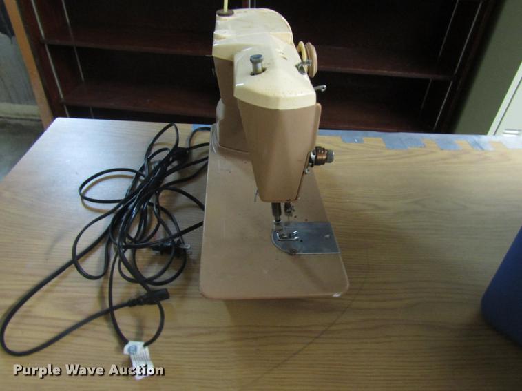 image for item DD7506 Office supplies and equipment