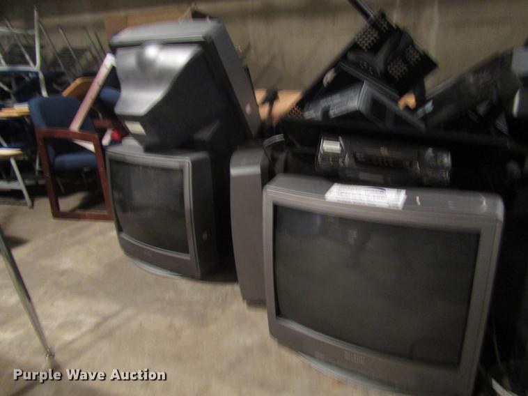 image for item DD7507 Office supplies and equipment