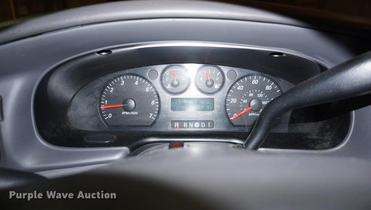 image for item DD7834 2005 Ford Taurus