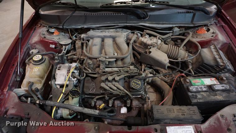 image for item DD7834 2005 Ford Taurus