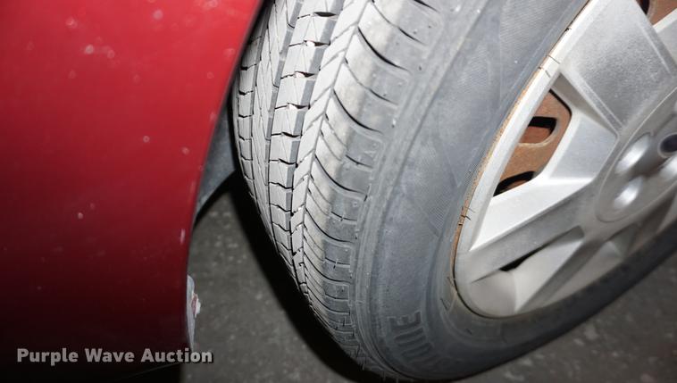 image for item DD7834 2005 Ford Taurus