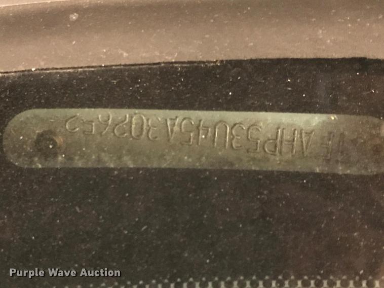 image for item DD7834 2005 Ford Taurus