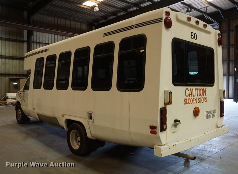 image for item DD7836 1998 Ford Econoline E450 Super Duty bus