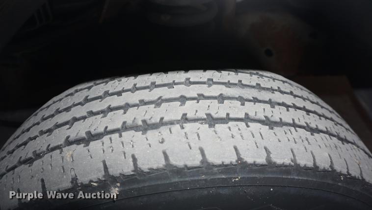 image for item DD7836 1998 Ford Econoline E450 Super Duty bus