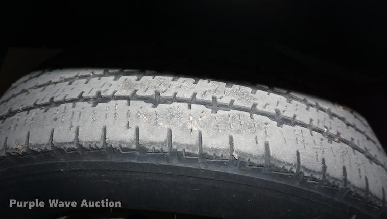 image for item DD7836 1998 Ford Econoline E450 Super Duty bus