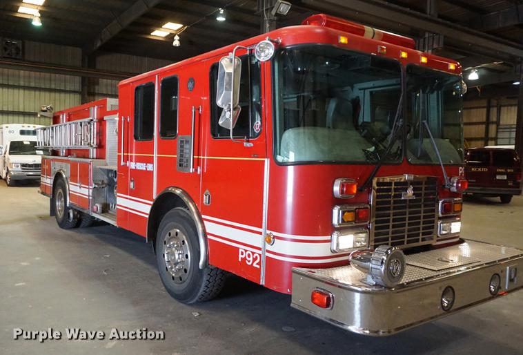 image for item DD7837 2001 HME pumper fire truck