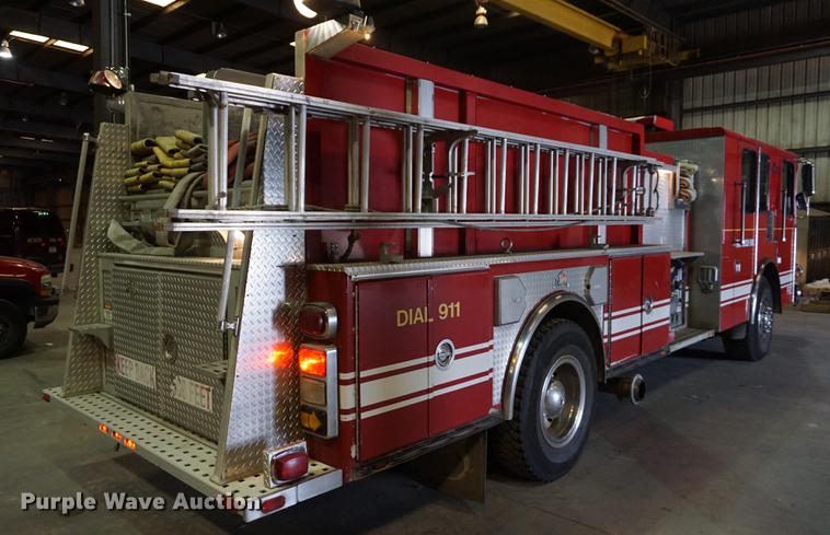 image for item DD7837 2001 HME pumper fire truck