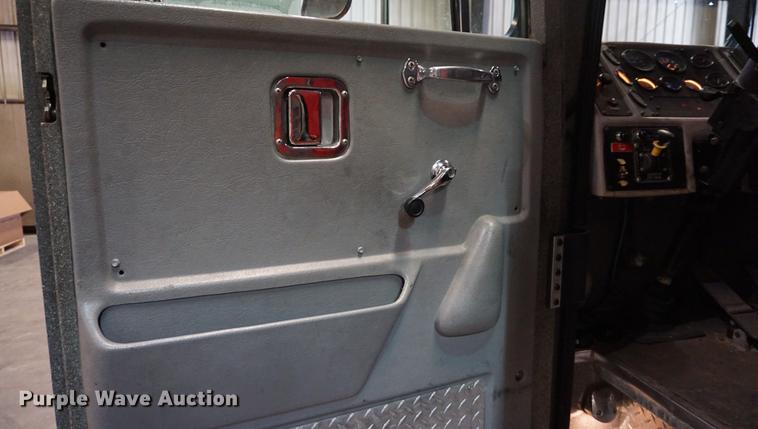 image for item DD7837 2001 HME pumper fire truck