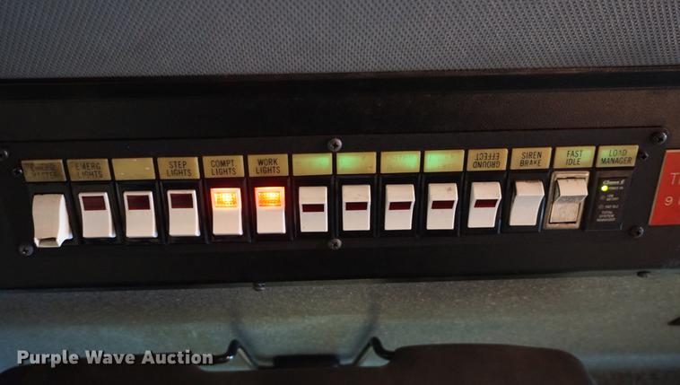 image for item DD7837 2001 HME pumper fire truck