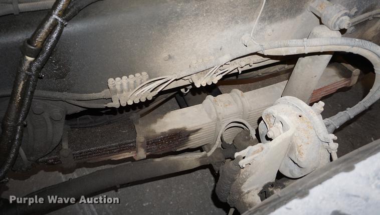 image for item DD7837 2001 HME pumper fire truck