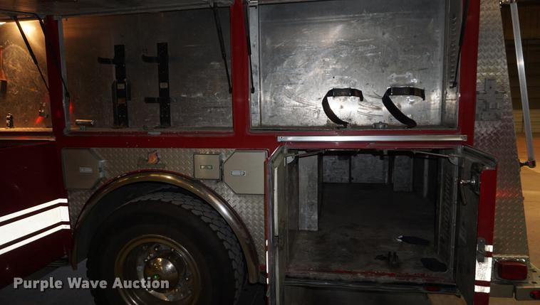 image for item DD7837 2001 HME pumper fire truck