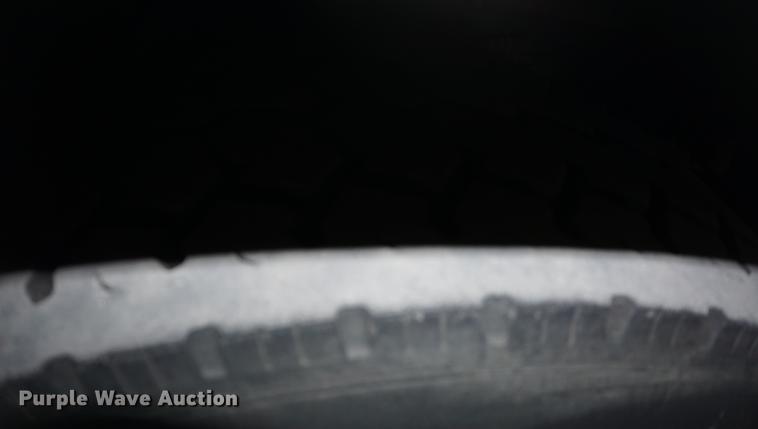 image for item DD7837 2001 HME pumper fire truck