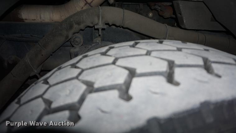 image for item DD7837 2001 HME pumper fire truck