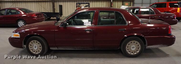 image for item DD7838 2005 Ford Crown Victoria Police Interceptor