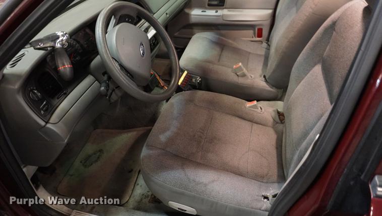 image for item DD7838 2005 Ford Crown Victoria Police Interceptor