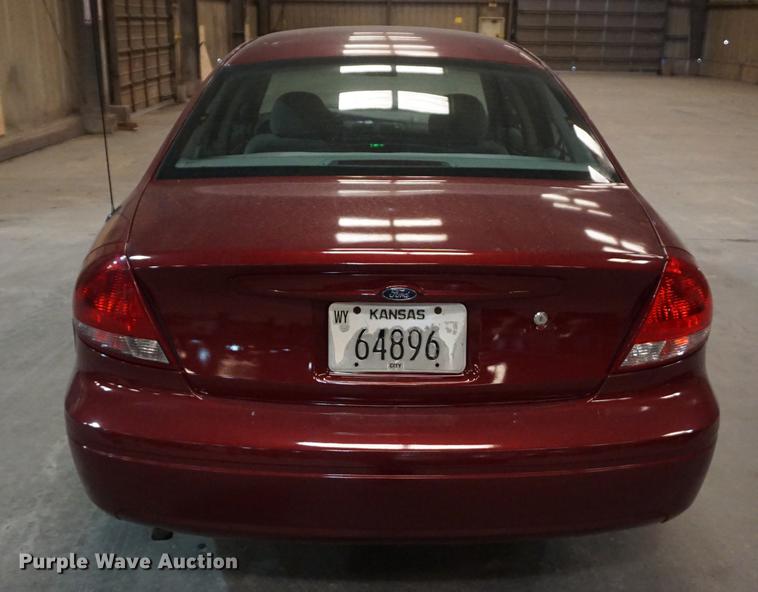image for item DD7842 2005 Ford Taurus