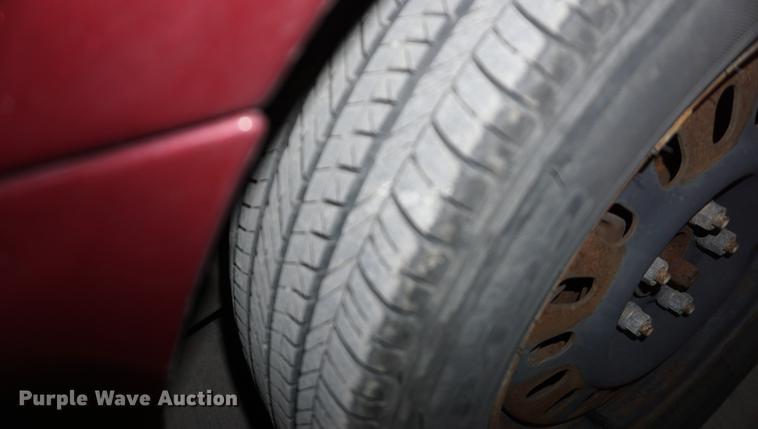 image for item DD7842 2005 Ford Taurus