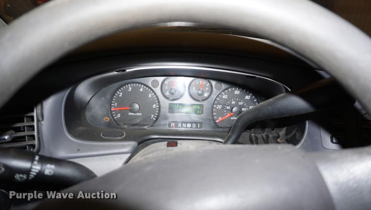 image for item DD7843 2005 Ford Taurus