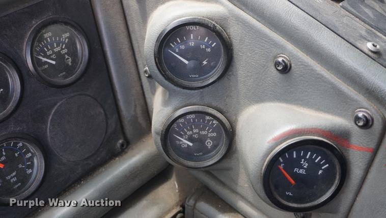 image for item DD7845 1998 Emergency One pumper fire truck