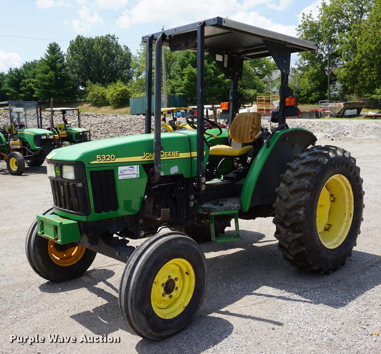 image for item DD7860 2002 John Deere 5320 tractor