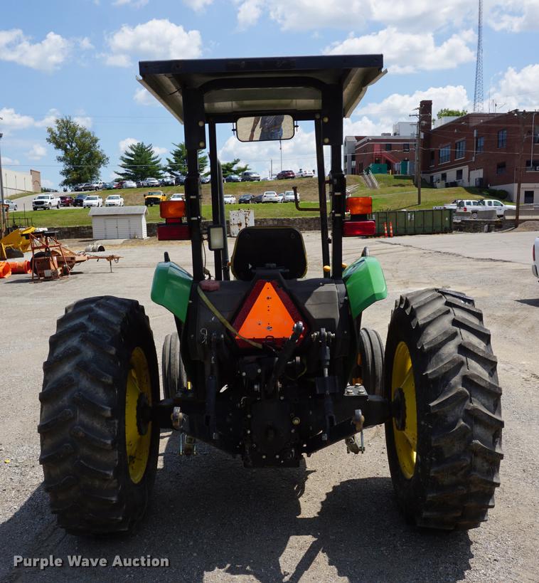 image for item DD7860 2002 John Deere 5320 tractor