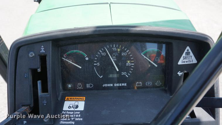 image for item DD7860 2002 John Deere 5320 tractor