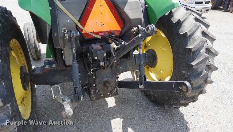 image for item DD7860 2002 John Deere 5320 tractor